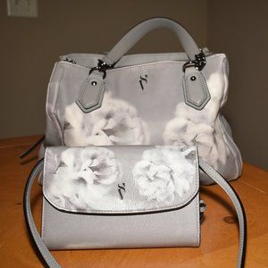 Simply Vera Tote Bag & Crossbody Bag